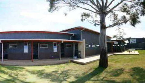 Swansea Backpacker Lodge - Australian Directory 27