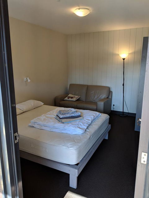 Swansea Backpacker Lodge - Australian Directory 5