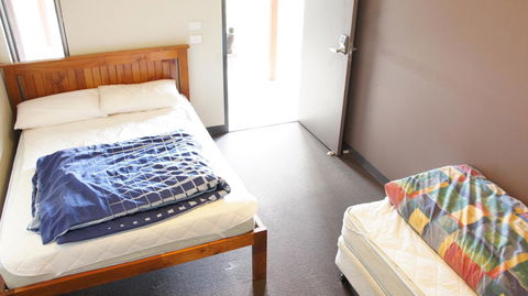 Swansea Backpacker Lodge - Australian Directory 23