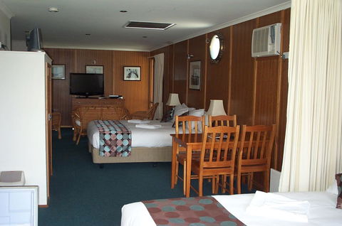 Point Lonsdale Guest House - Australian Directory 2