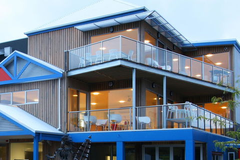 The Island Accommodation - Australian Directory 22
