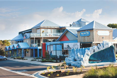 The Island Accommodation - Australian Directory 0