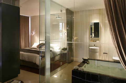 Hepburn At Hepburn - Australian Directory 14