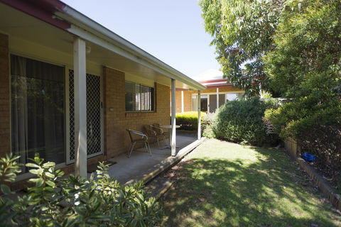 Port Campbell Parkview Motel & Apartments - Australian Directory 39