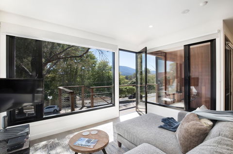 Brooklands Apartments - Australian Directory 0