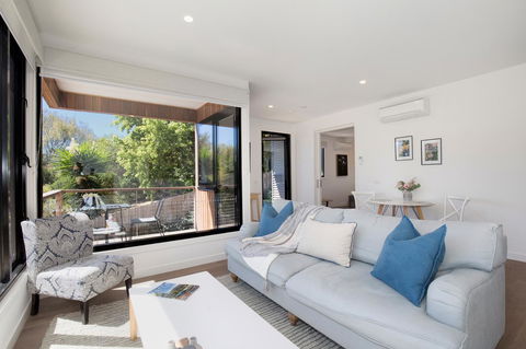Brooklands Apartments - Australian Directory 13