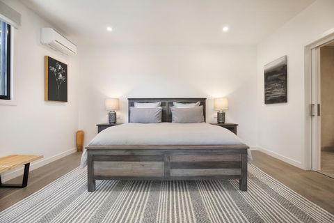Brooklands Apartments - Australian Directory 16