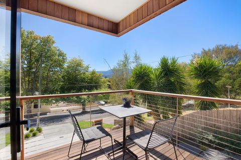 Brooklands Apartments - Australian Directory 12