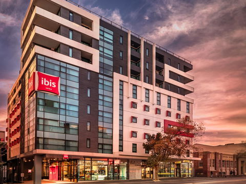 Ibis Melbourne Swanston Street Hotel - Australian Directory 17
