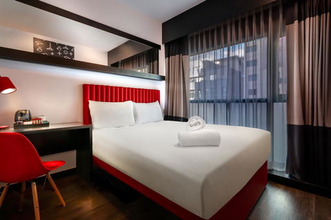 Ibis Melbourne Swanston Street Hotel - Australian Directory 0
