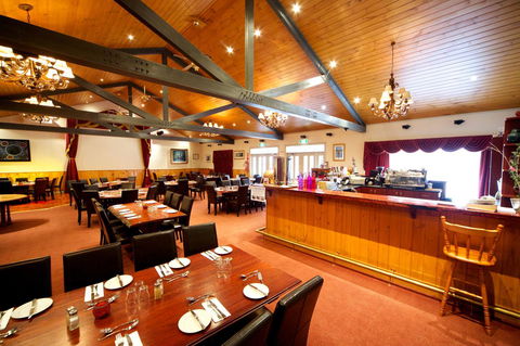 Sanctuary House Resort Motel - Australian Directory 2