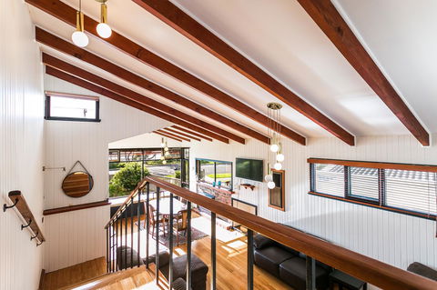 Beach Front Beauty - Ocean Front Views - Australian Directory 5