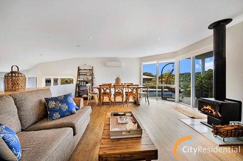 Peninsula Retreat - Australian Directory 0