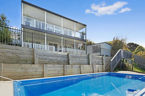 Peninsula Retreat - Australian Directory 21
