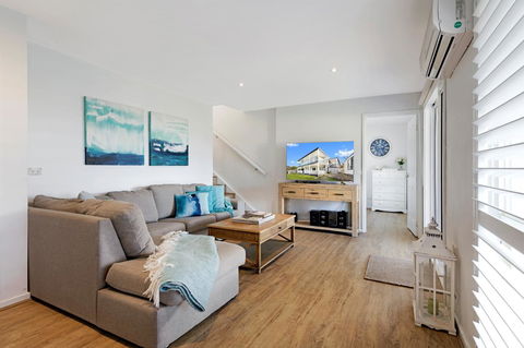 Peninsula Retreat - Australian Directory 3