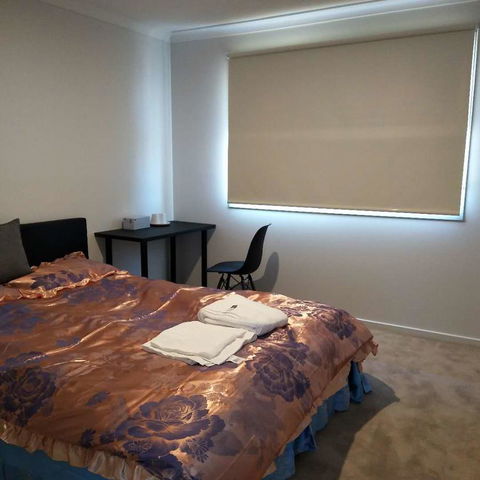 Melbourne Guest House - Australian Directory 15