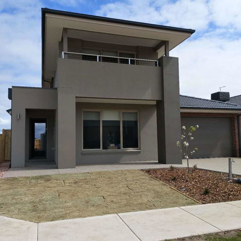 Melbourne Guest House - Australian Directory 40