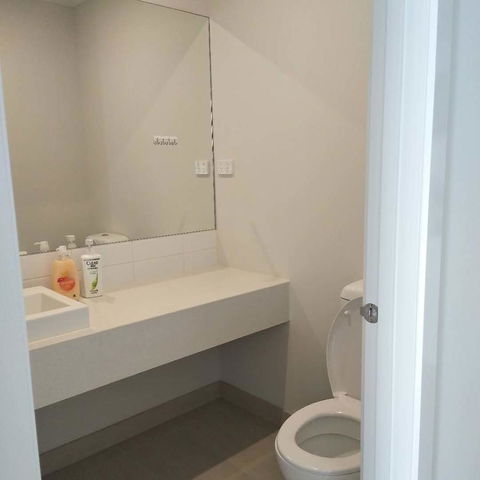 Melbourne Guest House - Australian Directory 27