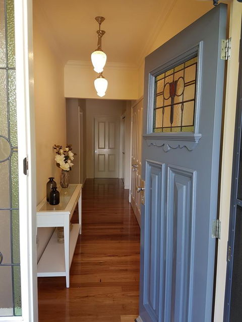 Healesville House - Fig Tree House - Australian Directory 3