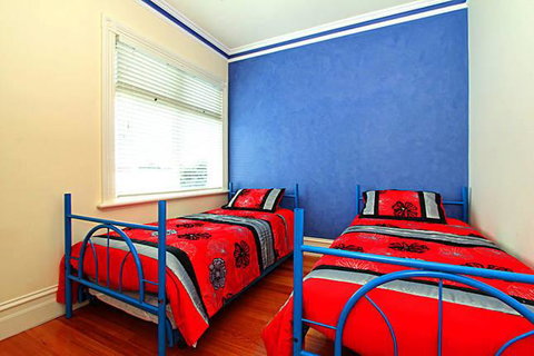 ABC Accommodation - Rosebud - Australian Directory 8