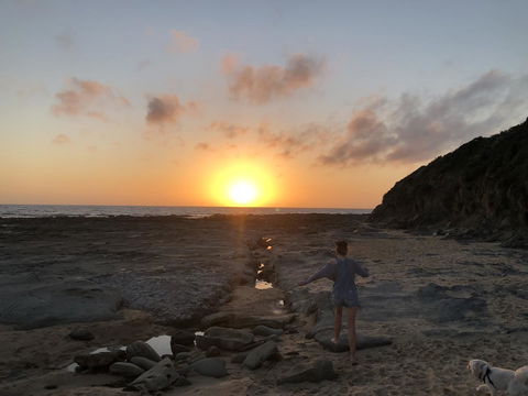 Beautiful, Cosy And Quiet - Australian Directory 25