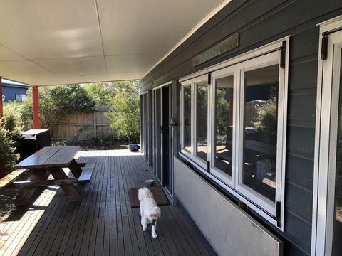 Beautiful, Cosy And Quiet - Australian Directory 28