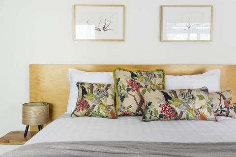 Botanica Editions - Australian Directory 22