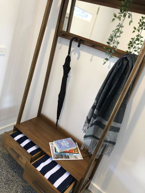 Escape On Birch - Australian Directory 34