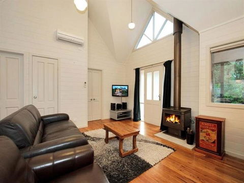 Two Truffles Cottages - Australian Directory 5