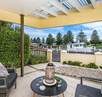 The Waterfront Apartment - Australian Directory