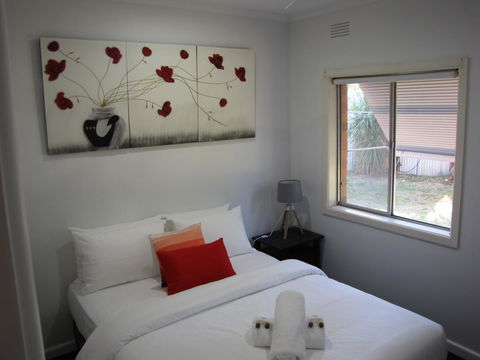 Clarke Street - Australian Directory 9