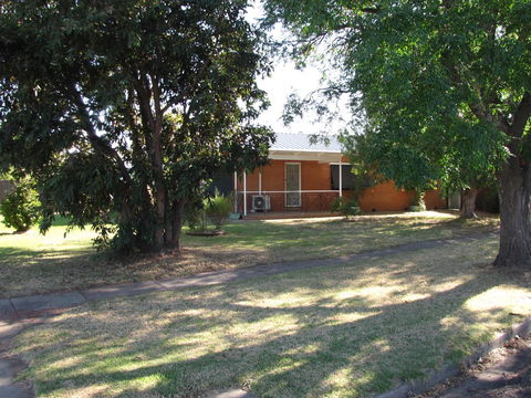 Clarke Street - Australian Directory 18