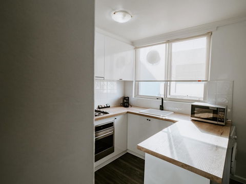 SoYa Apartment Hotel - Australian Directory 25