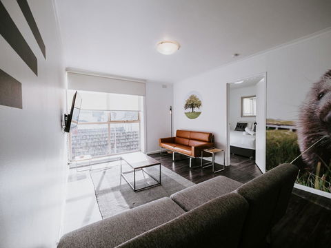 SoYa Apartment Hotel - Australian Directory 27