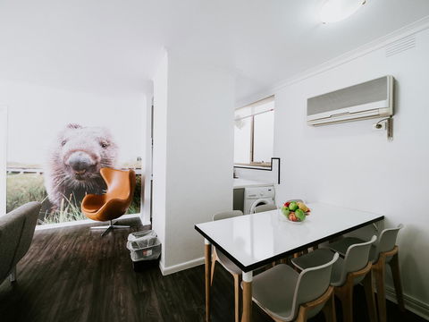 SoYa Apartment Hotel - Australian Directory 31