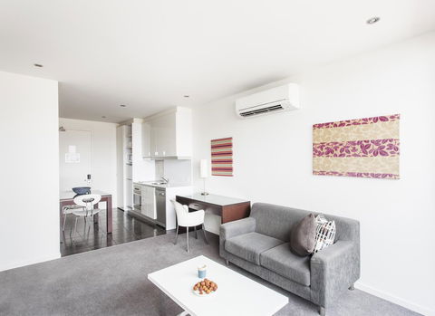 Punthill Williamstown - Australian Directory 8