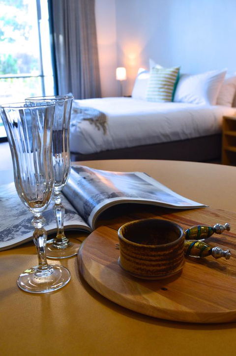 Mansfield Apartments - Australian Directory 5