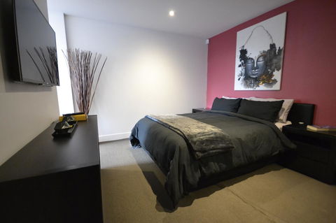 Society Accommodation - Australian Directory 6
