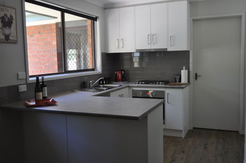 Juliet House - Australian Directory 7