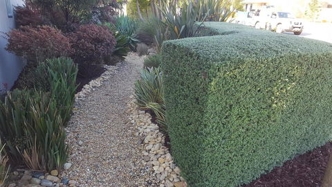 Saltwater Breeze Retreat - Australian Directory 32