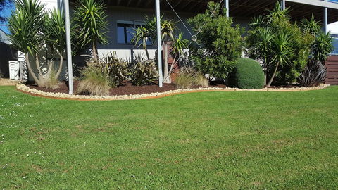 Saltwater Breeze Retreat - Australian Directory 30