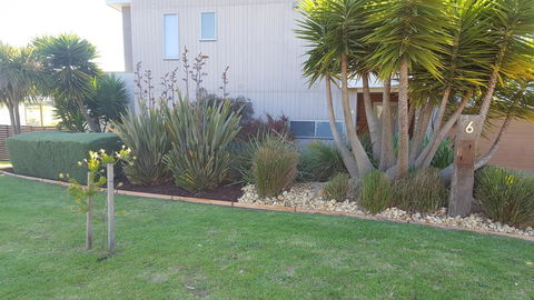 Saltwater Breeze Retreat - Australian Directory 29