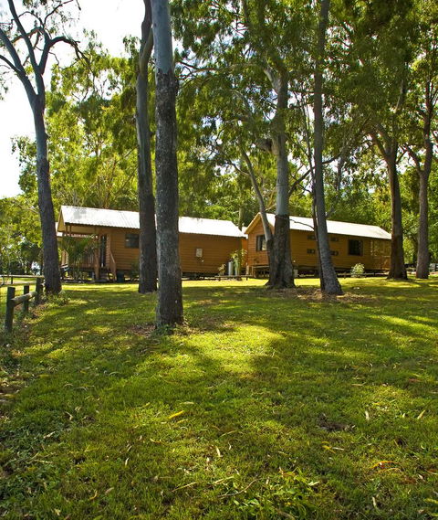 Captain Cook Holiday Village 1770 - Australian Directory 6