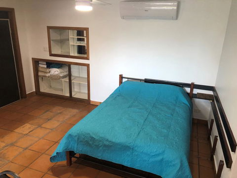 Captain Cook Holiday Village 1770 - Australian Directory 22