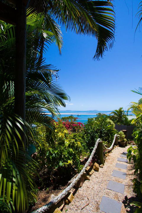 1770 Beach Shacks - Australian Directory 2