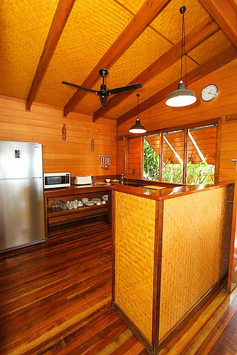 1770 Beach Shacks - Australian Directory 6