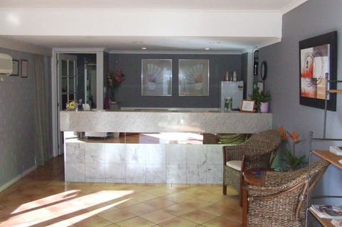 Dalby Manor Motor Inn - Australian Directory 38