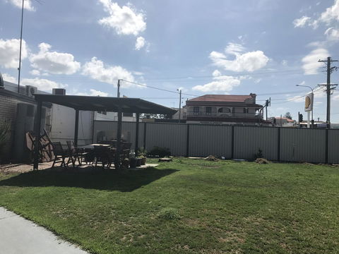 Nanango Star Motel - Australian Directory 9