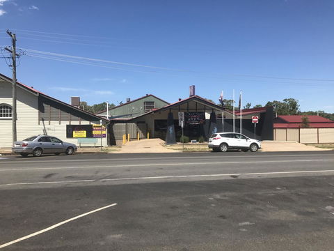 Nanango Star Motel - Australian Directory 27