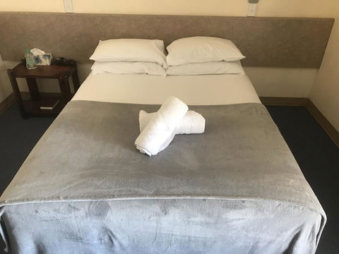 Nanango Star Motel - Australian Directory 11